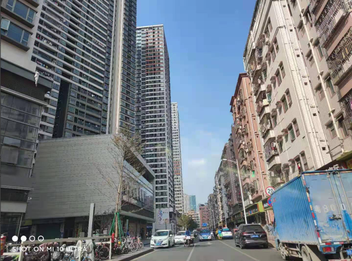 小產(chǎn)權(quán)房對深圳的貢獻(xiàn)是無比巨大的