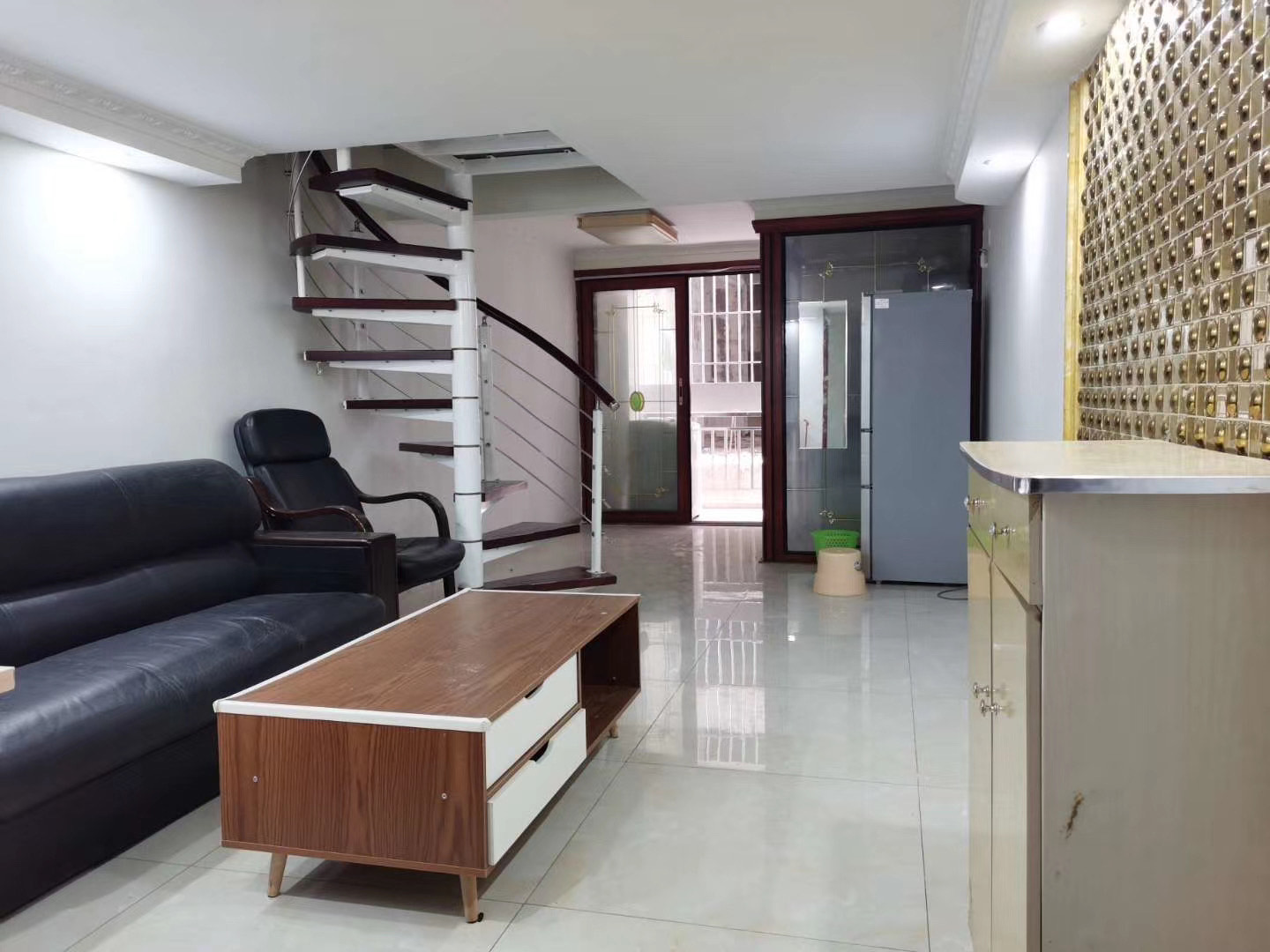 龍華龍勝村委統建樓