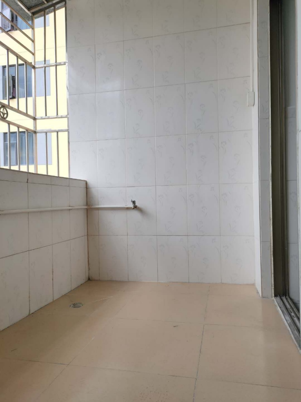 匯福豪居2期原始1房1廳，預售價52萬左右