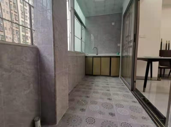 清湖花園里兩房?jī)蓮d69.8萬(wàn)起