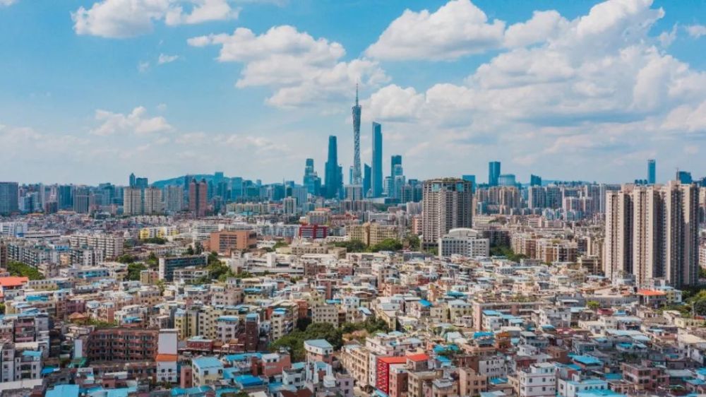 近年卻在法拍市場接連拍出天價