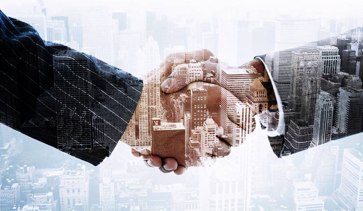 泰興的于先生在網上開了一家快餐配送店