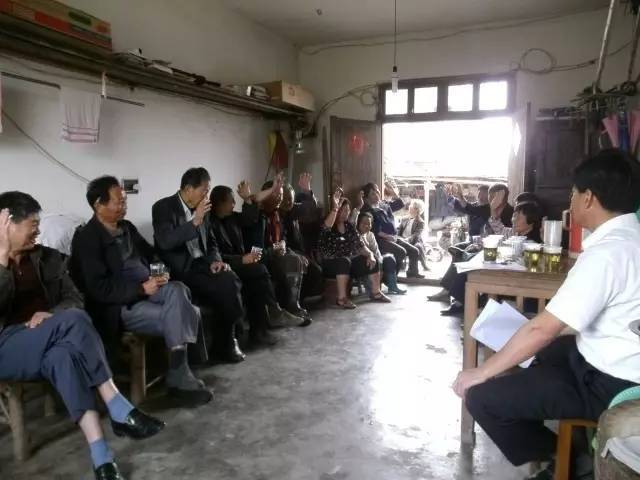 依次進入選房區挑選新房