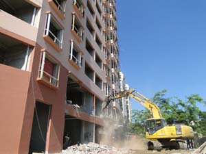 購(gòu)買(mǎi)小產(chǎn)權(quán)房業(yè)主將面臨四種風(fēng)險(xiǎn)