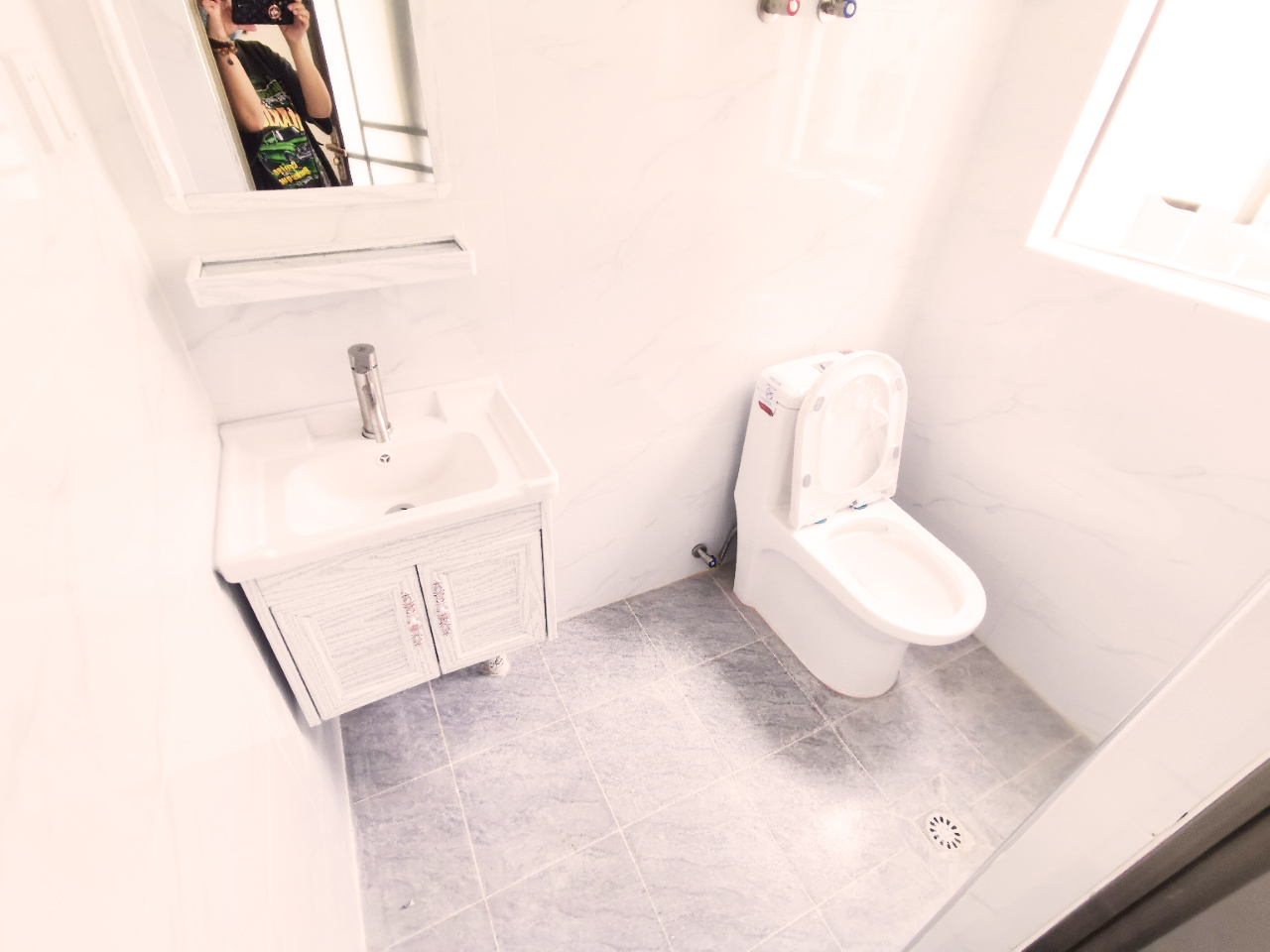 深圳寶安小產(chǎn)權(quán)房|新城芳花園 79.8萬/套 地鐵口300米