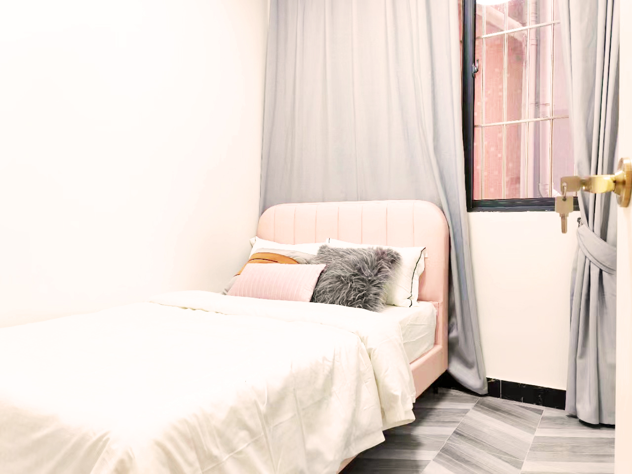 深圳龍崗小產(chǎn)權(quán)房|愛聯(lián)明庭