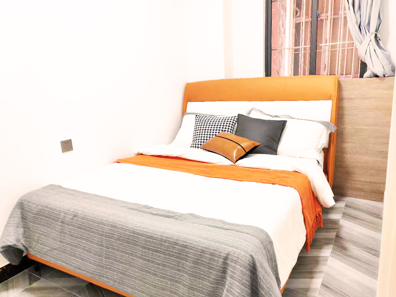 深圳龍崗小產(chǎn)權(quán)房|愛聯(lián)明庭