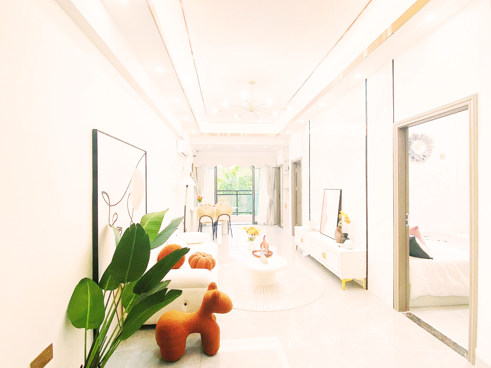 深圳石巖小產權房| 蔚藍花城 ，34.8萬/套