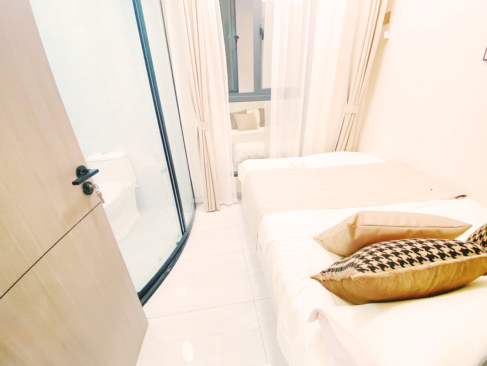 深圳石巖小產權房| 蔚藍花城 ，34.8萬/套